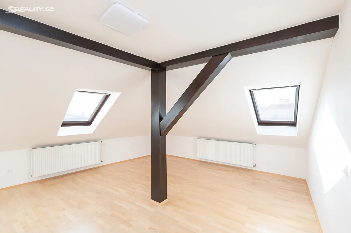 Pronájem bytu 2+kk 53 m², Praha