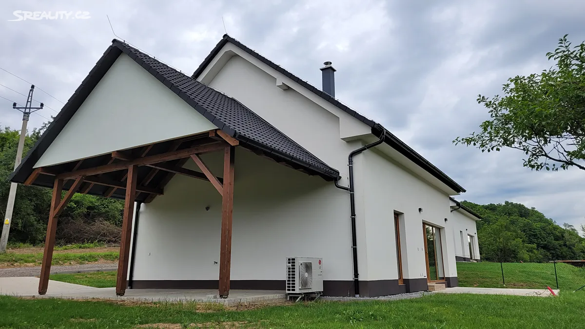 Prodej rodinného domu 130 m², pozemek 773 m² – pohled 6