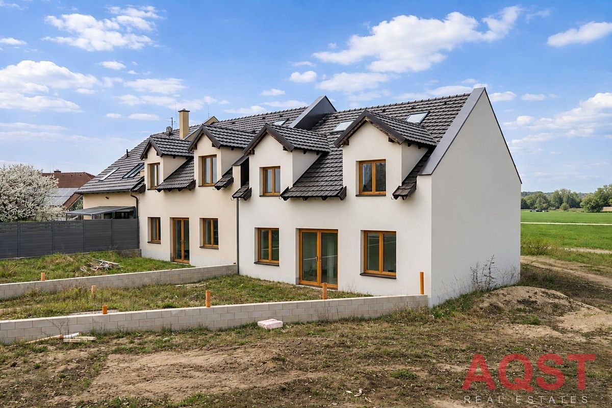 Prodej rodinného domu 224 m², pozemek 191 m² – fotografie 3