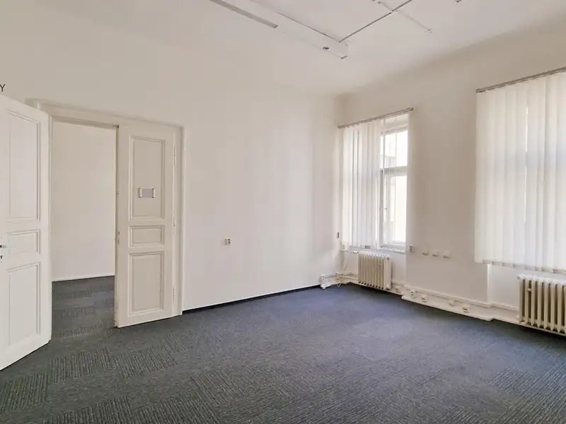 Pronájem kanceláře 93 m², Praha – náhled fotky 3
