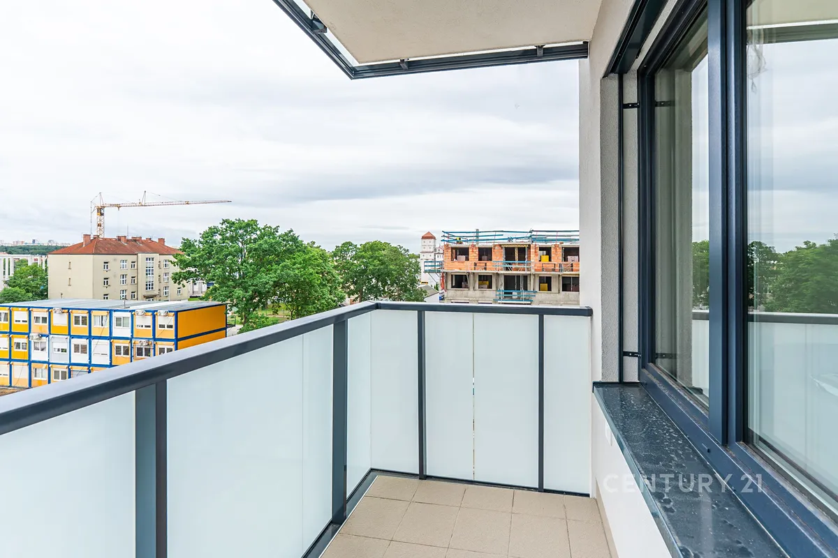 Pronájem bytu 2+kk 45 m² – další
