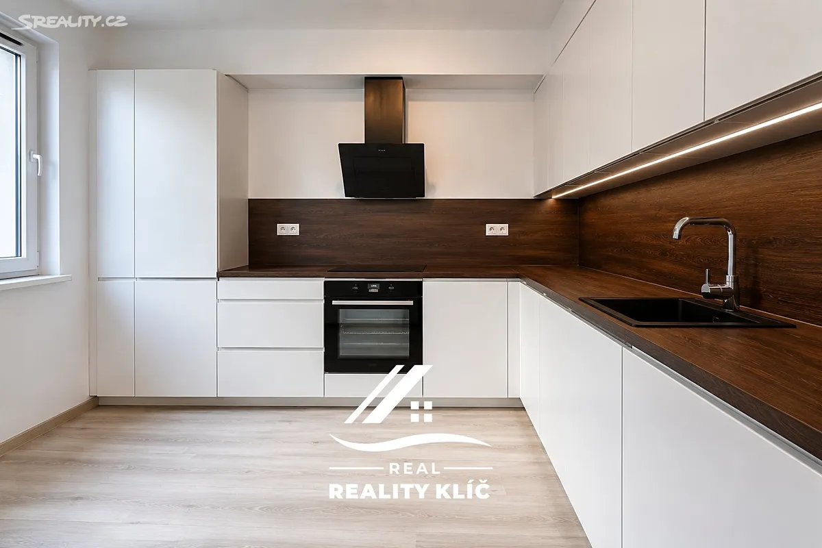 Pronájem bytu 2+1 45 m², Podroužkova
