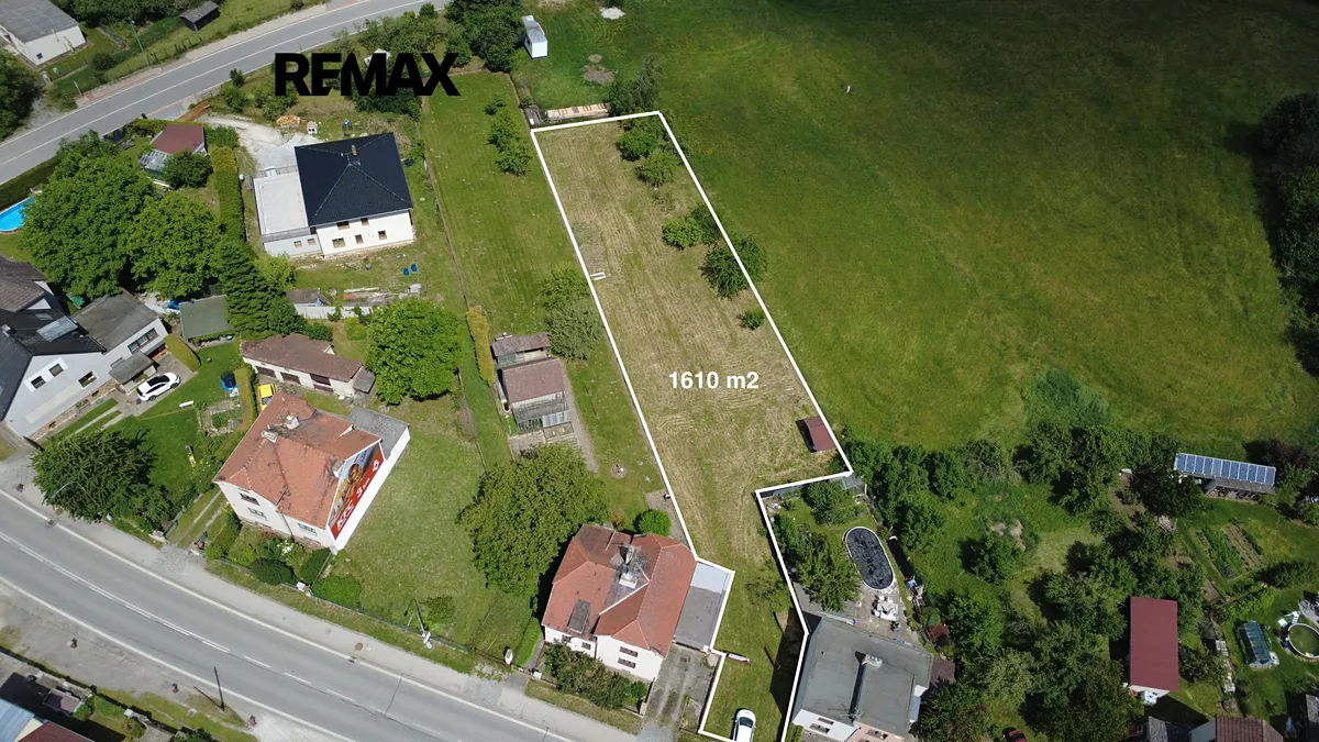 Prodej stavebního pozemku 1610 m²