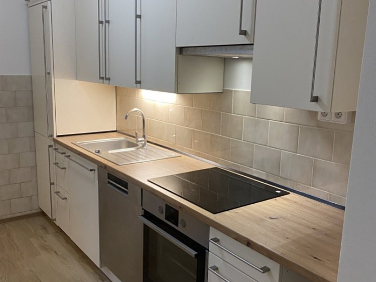 Pronájem bytu 3+1, 70 m² (7 z 8)