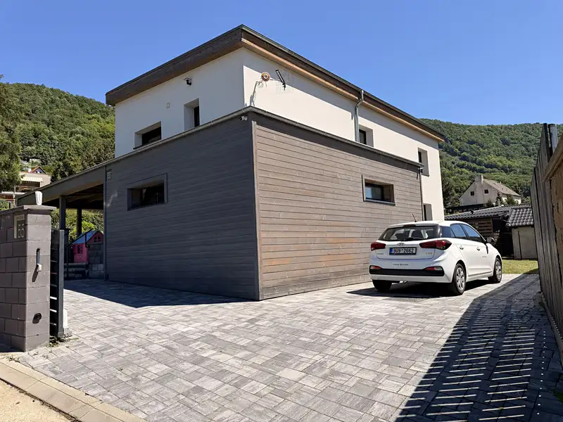 Prodej rodinného domu 250 m², pozemek 1007 m², Ústí nad Labem – náhled fotky 3
