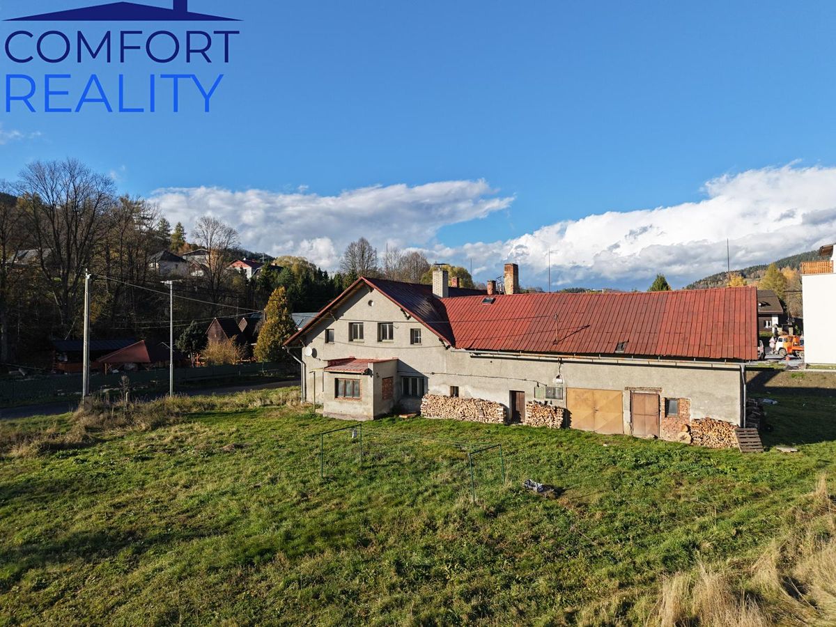 Prodej rodinného domu 686 m², pozemek 3152 m² – fotografie 5
