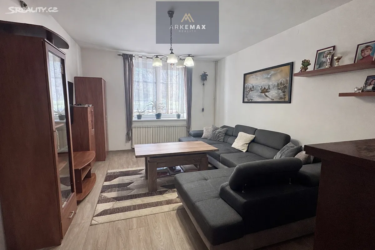 Prodej rodinného domu 115 m², pozemek 592 m² – pohled 2