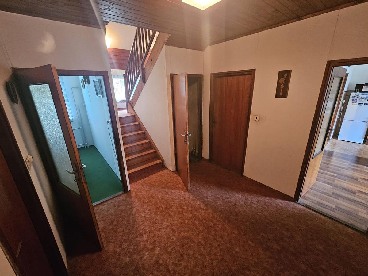 Prodej rodinného domu 126 m², pozemek 646 m² – fotografie 3