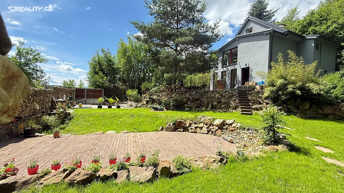 Pronájem rodinného domu 150 m², pozemek 600 m² – další