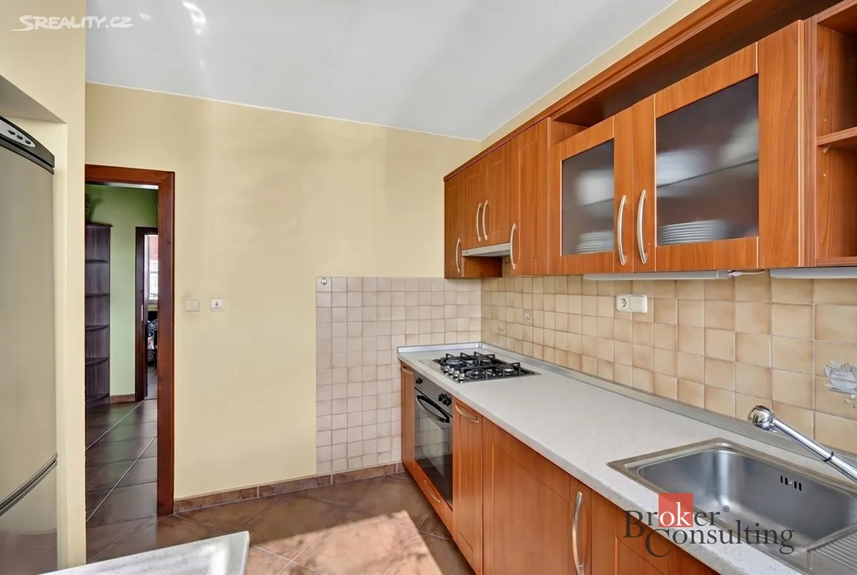 Pronájem bytu 3+1 67 m² – pohled 3