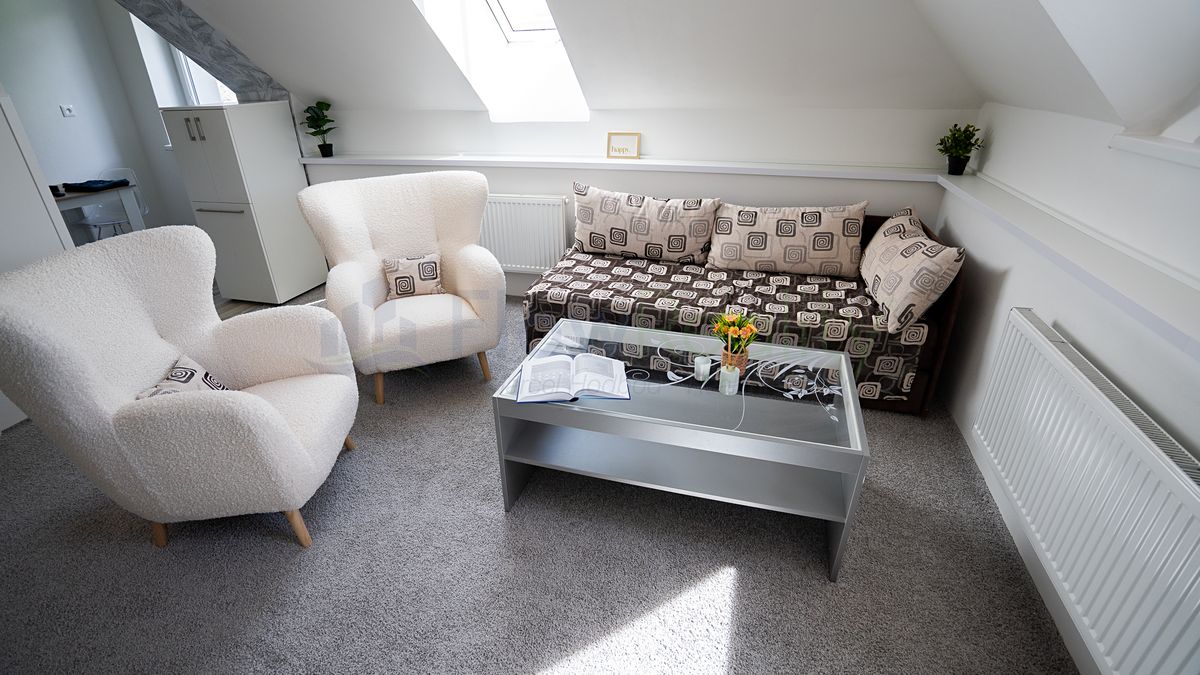 Pronájem bytu 2+kk 56 m² – fotografie 5
