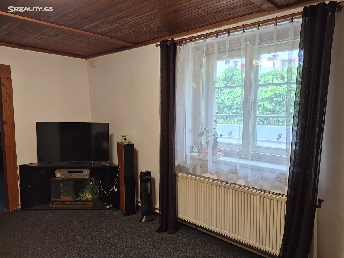 Prodej rodinného domu 138 m², pozemek 2376 m² – pohled 5