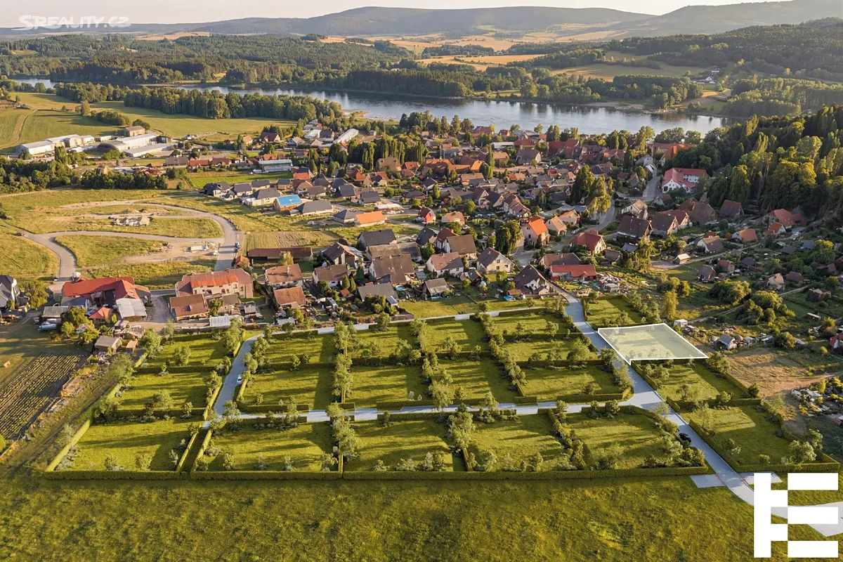 Prodej stavebního pozemku 813 m², Horní Planá