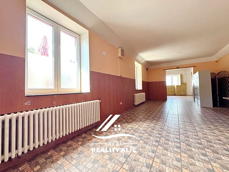 Комерційне приміщення в оренду, 100 м² (8 з 45)