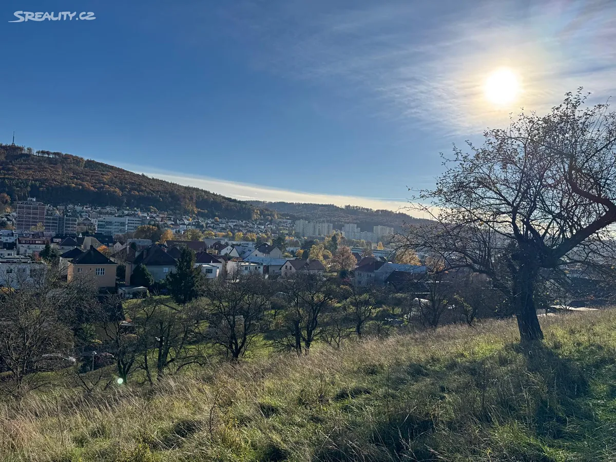 Prodej pozemku 3479 m², Zlín