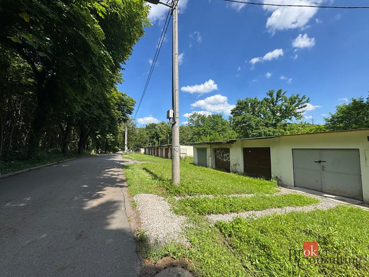 Pronájem garáže 21 m², Ostrava – fotka 1 z 3