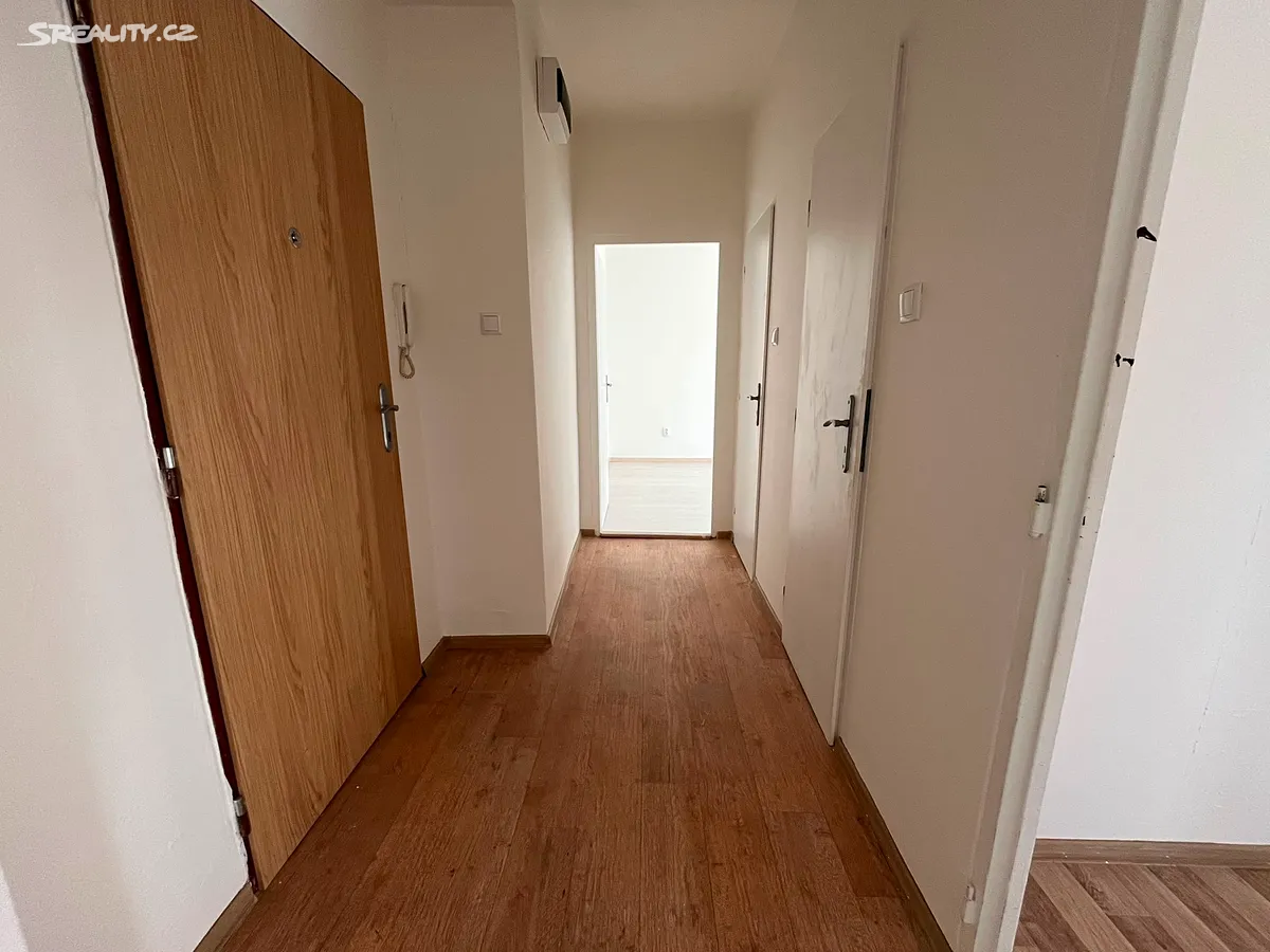 Prodej bytu 2+1 52 m² - Widok 2