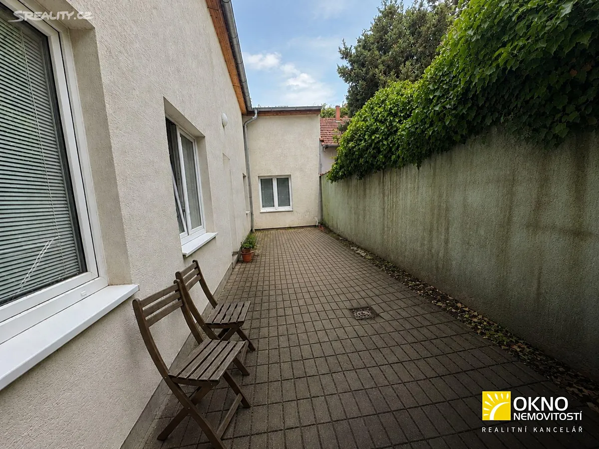 Pronájem bytu 1+kk 26 m² – pohled 5