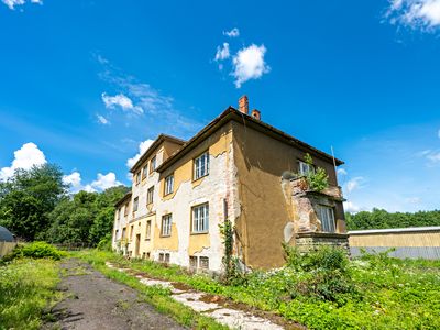 Prodej skladového prostoru 1651 m²