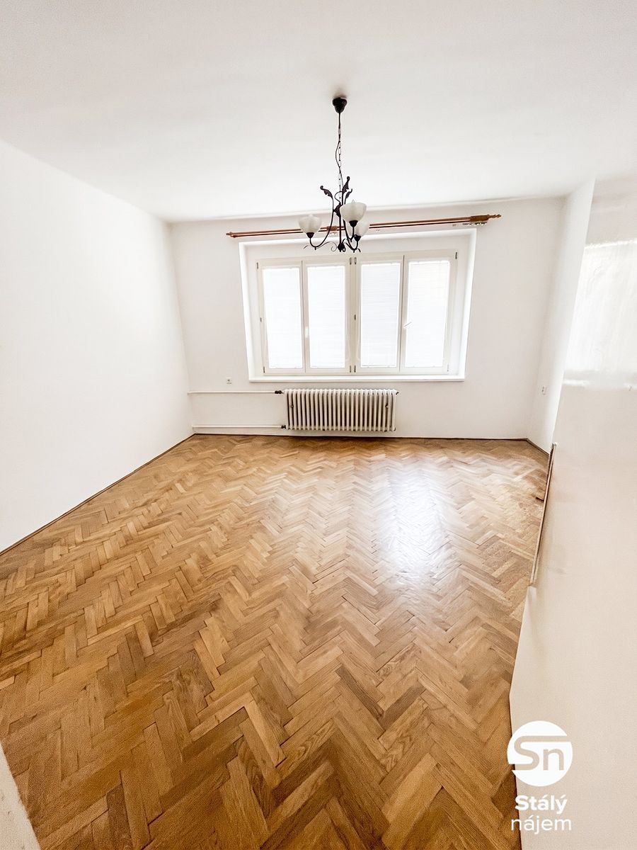 Pronájem bytu 4+kk 90 m²