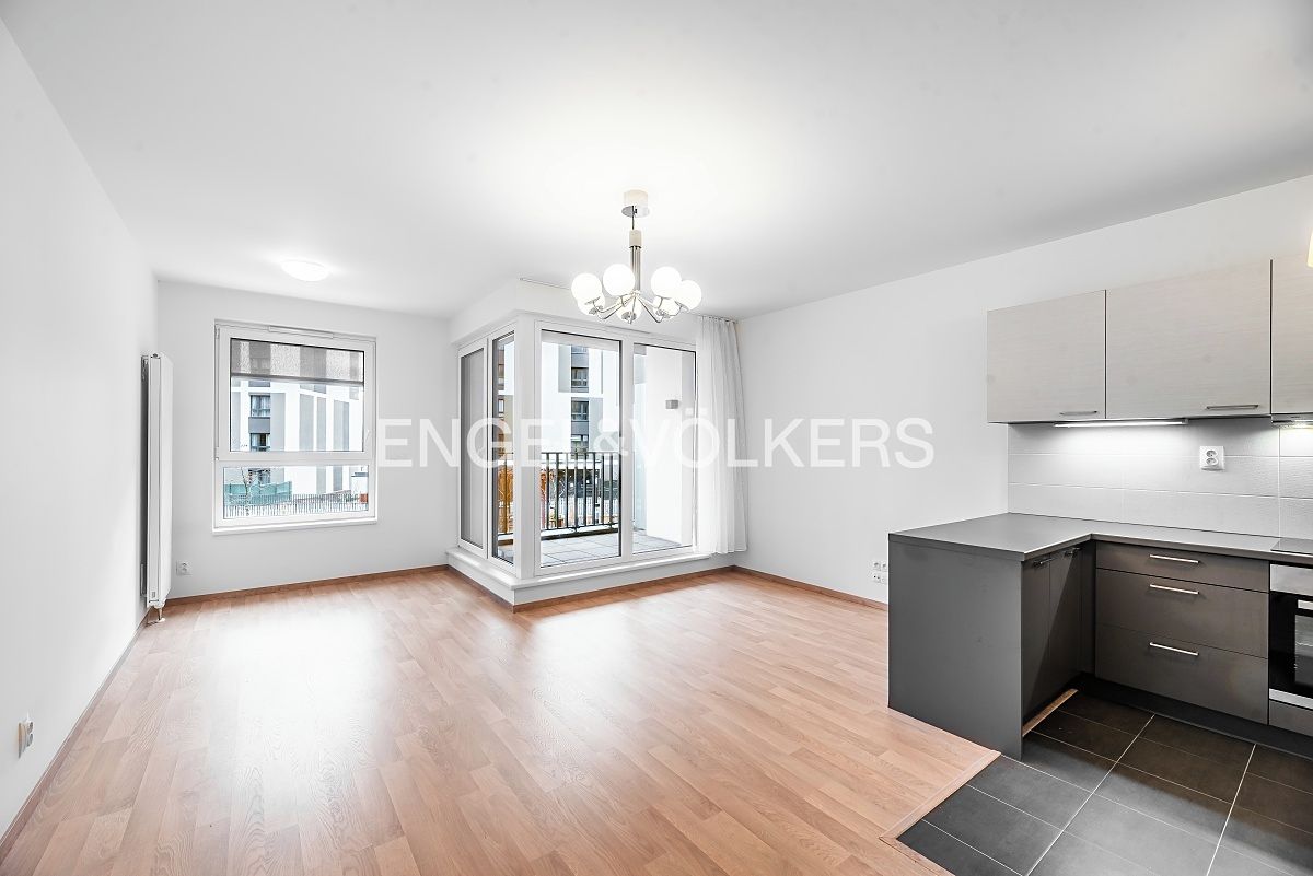 Pronájem bytu 3+kk 77 m²