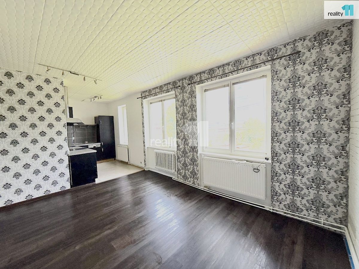 Pronájem bytu 3+kk 69 m² – fotografie 2