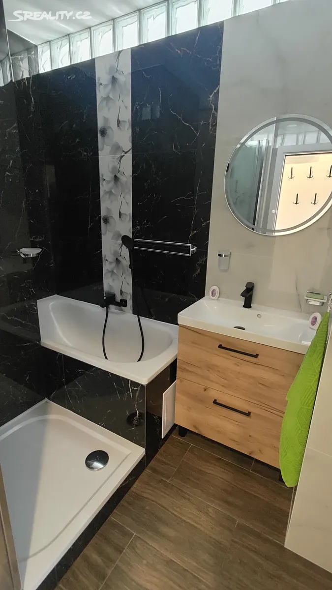 Pronájem bytu 2+kk 51 m² – pohled 6