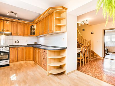 Prodej rodinného domu 197 m², pozemek 319 m²