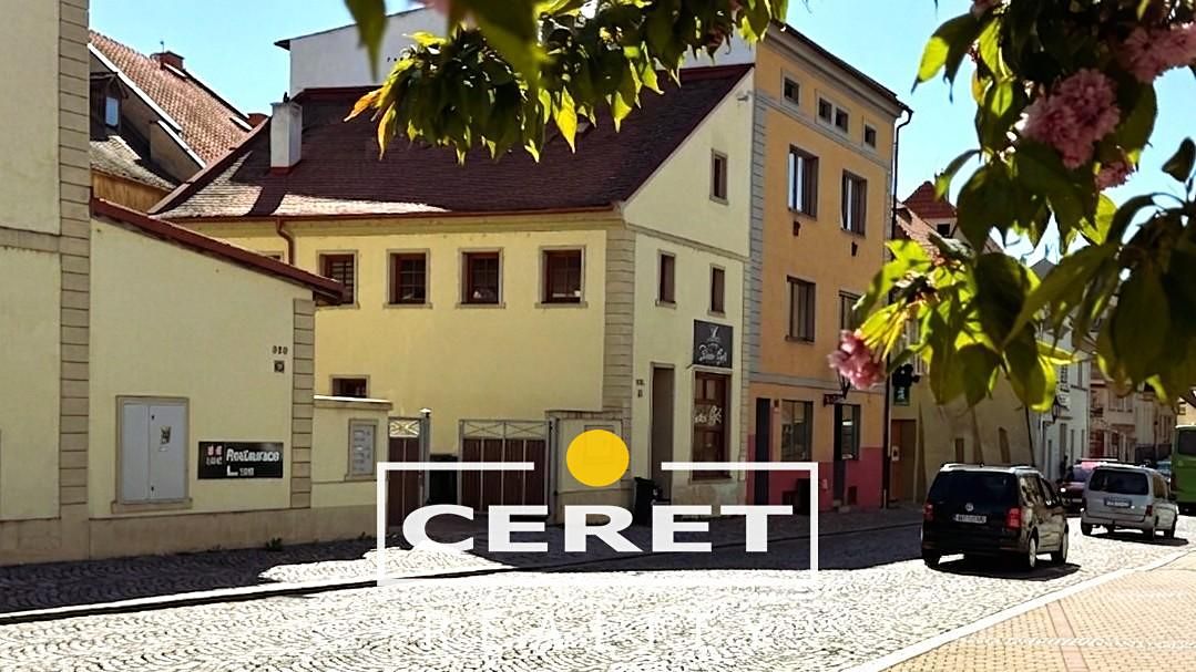 Prodej rodinného domu 139 m², pozemek 77 m² – fotografie 2