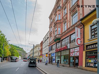 Pronájem kanceláře 178 m²