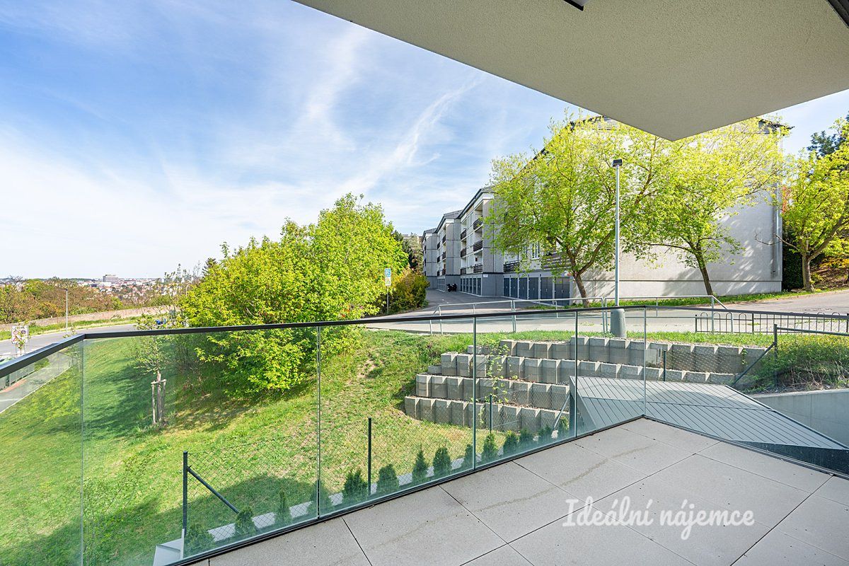 Pronájem bytu 2+kk 67 m²