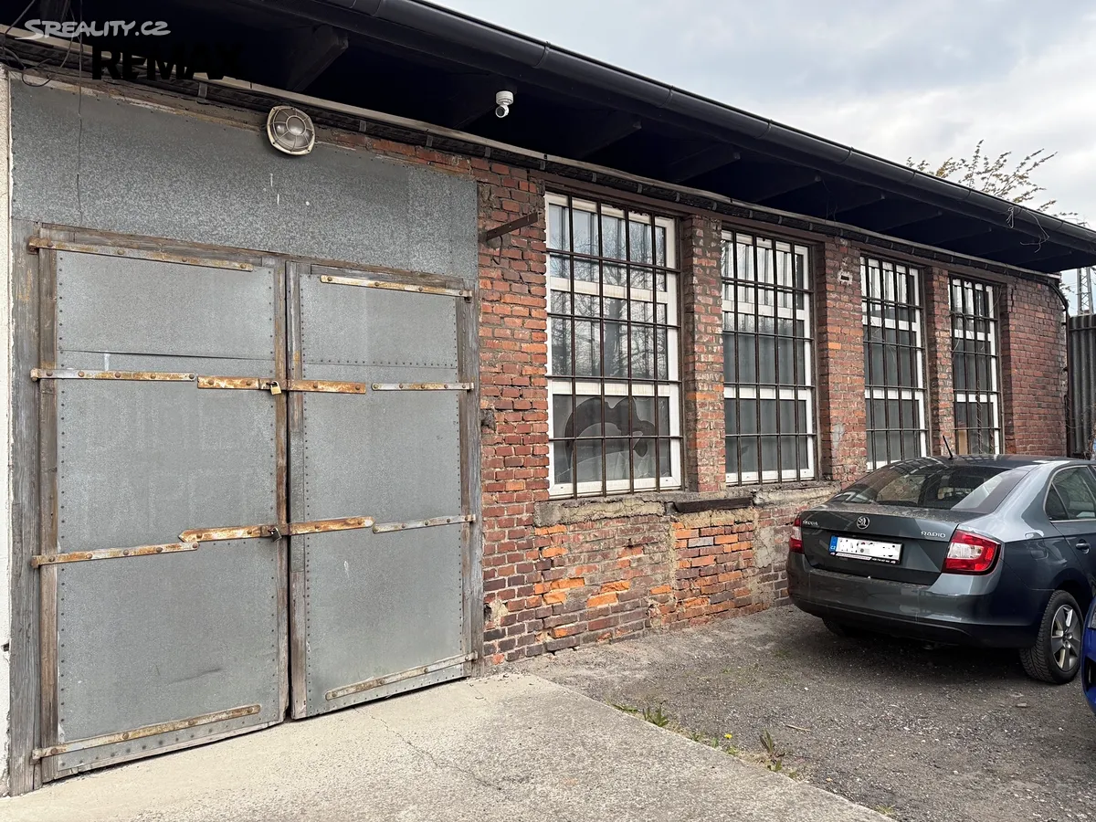Pronájem skladového prostoru 177 m², Ostrava