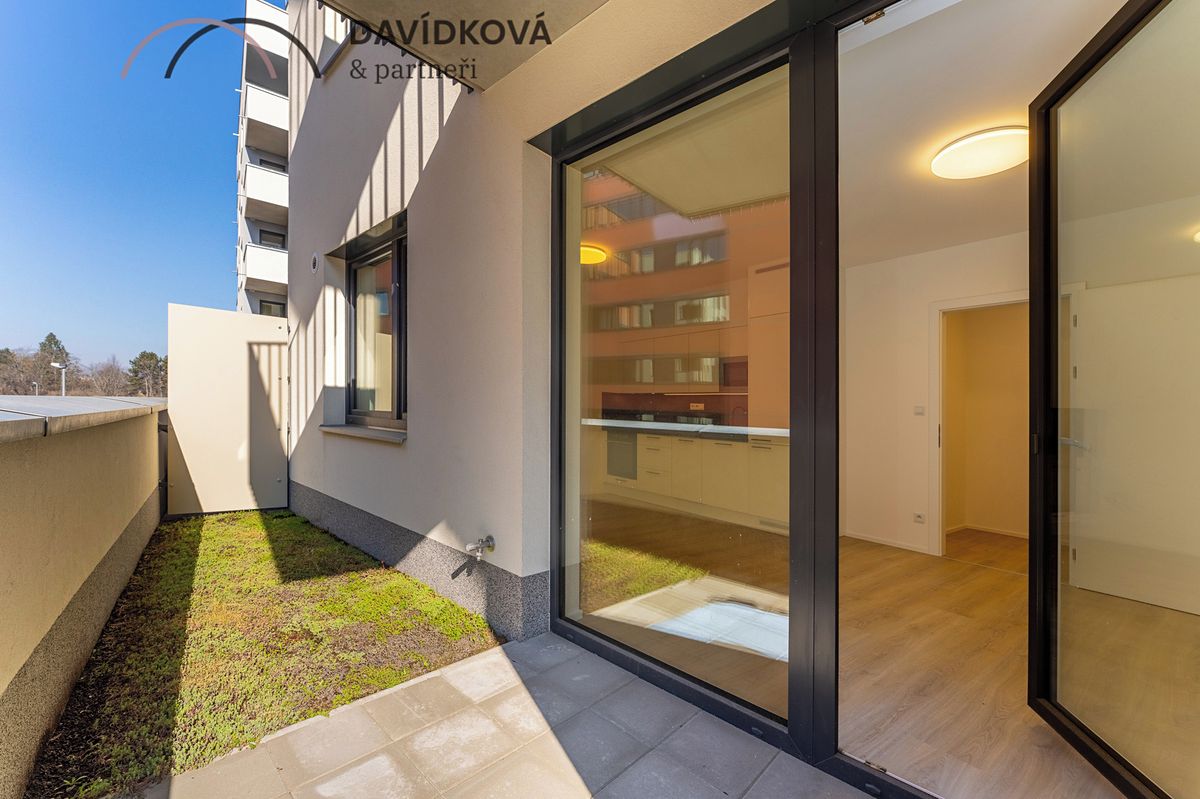 Pronájem bytu 2+kk 47 m² (Jednopodlažní)
