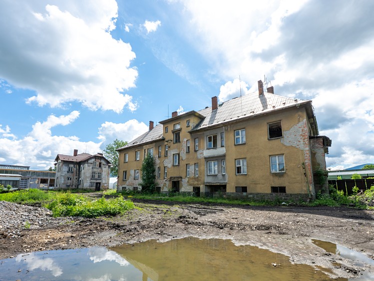 Gewerbefläche zum Kauf, 1.651 m² (3 von 14)
