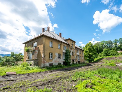 Gewerbefläche zum Kauf, 1.651 m² (2 von 14)