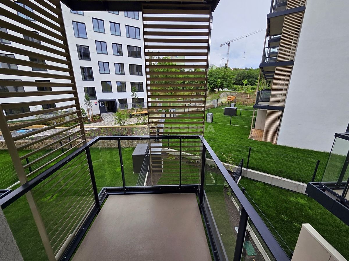 Pronájem bytu 1+kk 30 m²