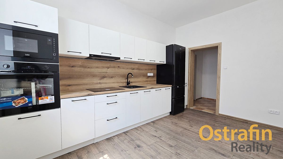 Pronájem kanceláře 90 m² – fotografie 5