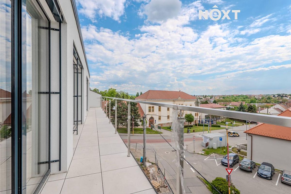 Prodej bytu 2+kk 69 m² – fotografie 3