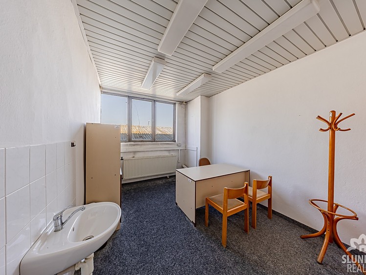 Gewerbefläche zur Miete, 14 m² (2 von 8)
