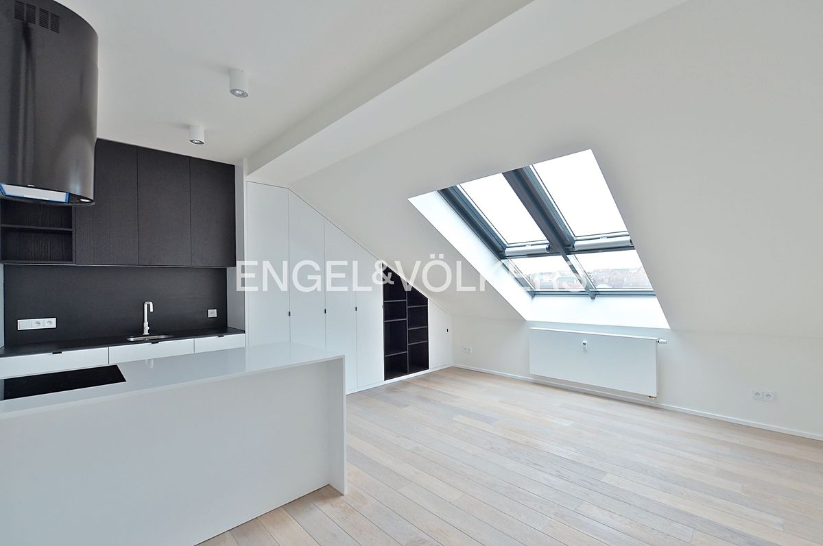 Pronájem bytu 1+kk 39 m²