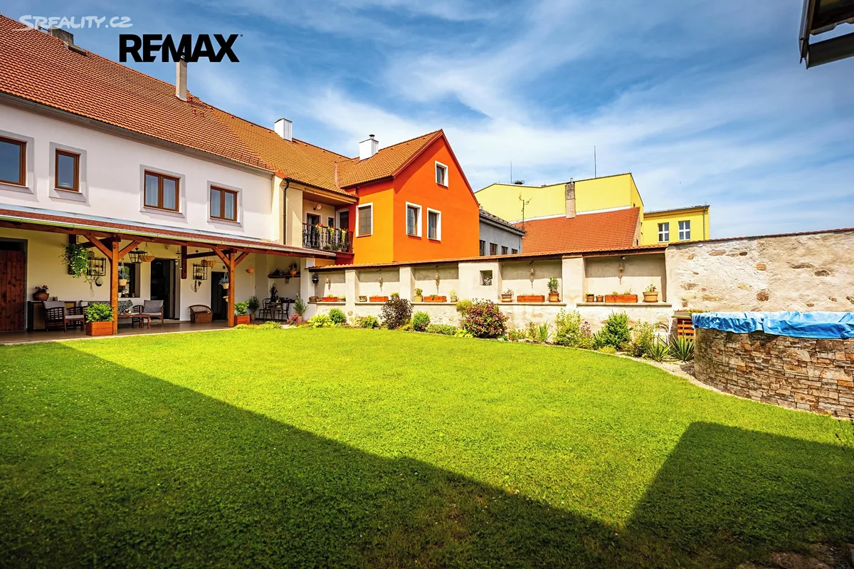 Prodej rodinného domu 267 m², pozemek 1039 m², Benešov nad Černou