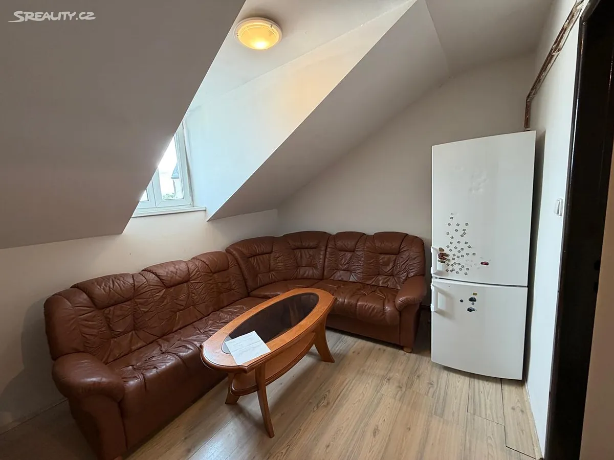 Pronájem bytu 2+kk 42 m² – pohled 5