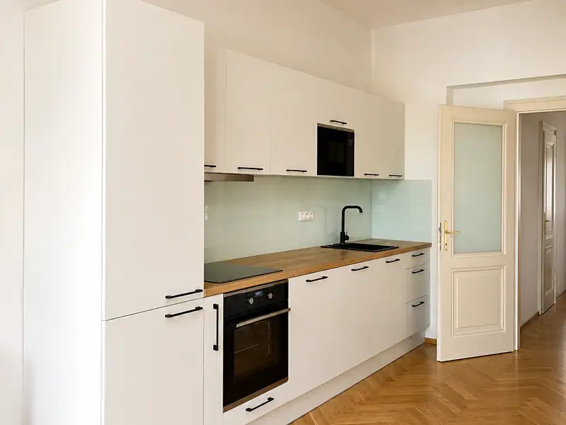 Pronájem bytu 1+kk 36 m², Praha – náhled fotky 3