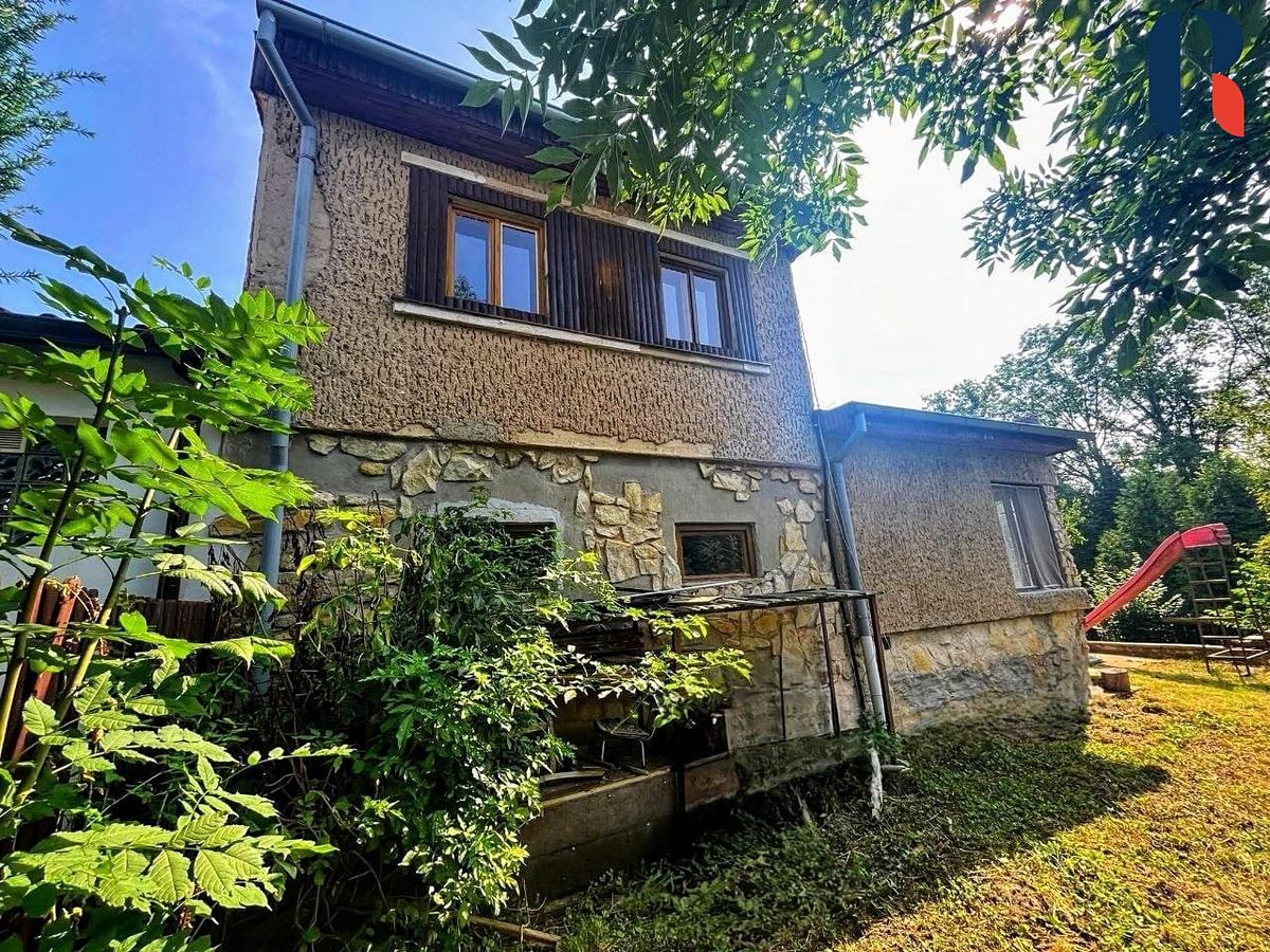 Prodej rodinného domu 130 m², pozemek 320 m² – fotografie 2