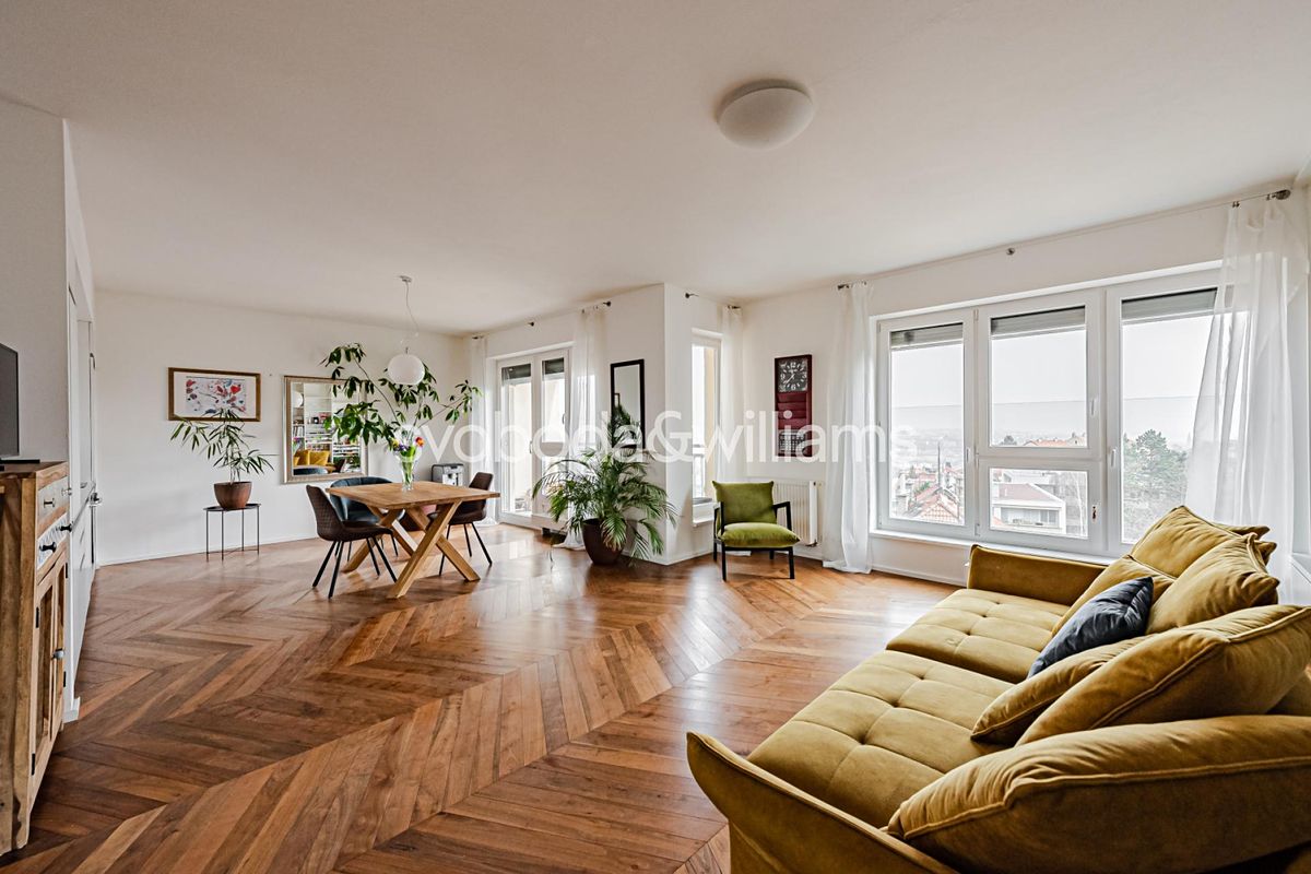 Pronájem bytu 3+kk 91 m²