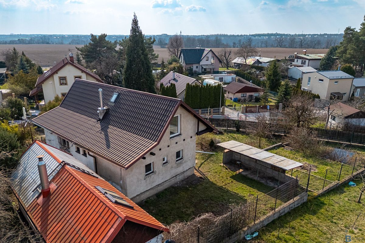 Prodej rodinného domu 90 m², pozemek 773 m² – fotografie 2