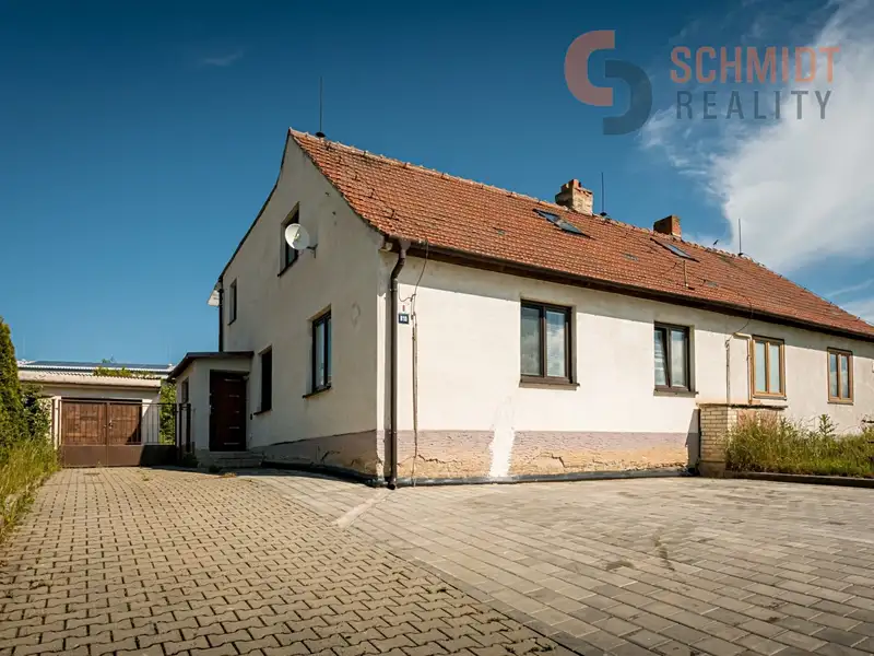 Prodej rodinného domu 230 m², pozemek 389 m², Hustopeče – náhled fotky 1