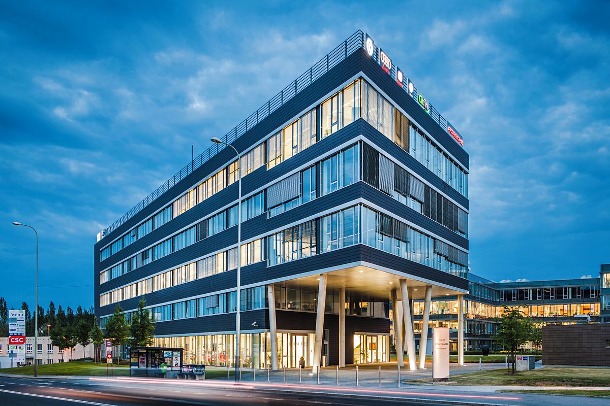 Pronájem kanceláře 400 m²