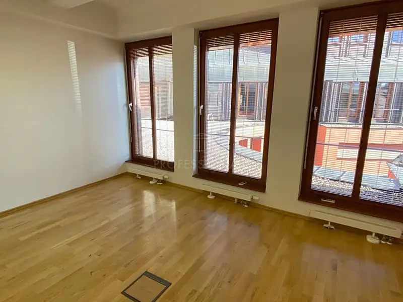 Pronájem kanceláře 21 m², Praha – náhled fotky 2