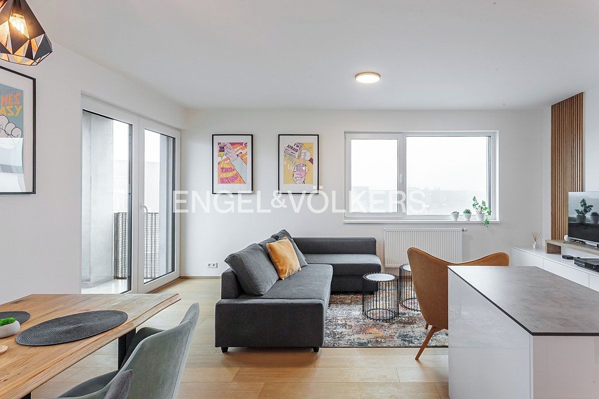 Pronájem bytu 3+kk 79 m²